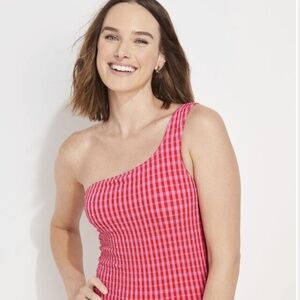 Vineyard Vines bathing suit